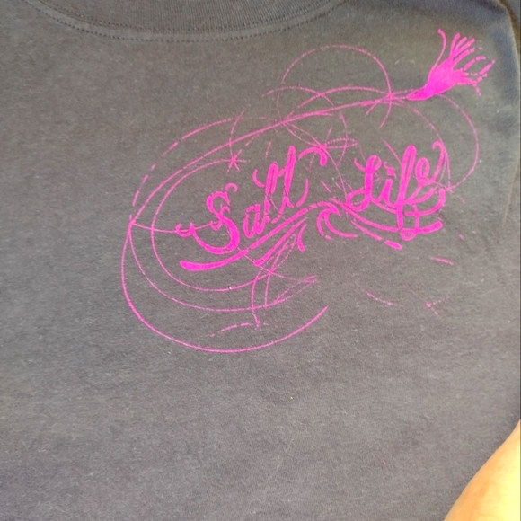 Salt life t shirt - Picture 2 of 3
